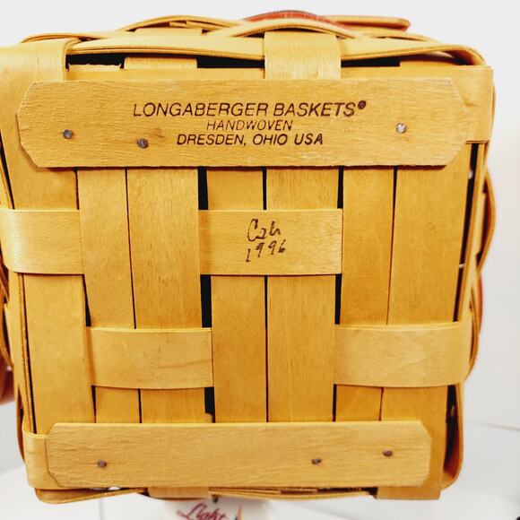 Lot Of 2 Square Longaberger Baskets w/ Handles Liners Tie On Bee Fire Memories - Picture 5 of 16